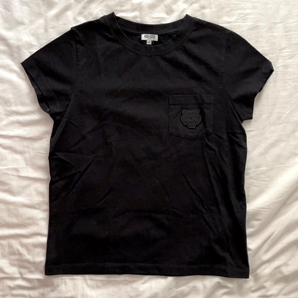 Kenzo Black tiger pocket black tshirt!